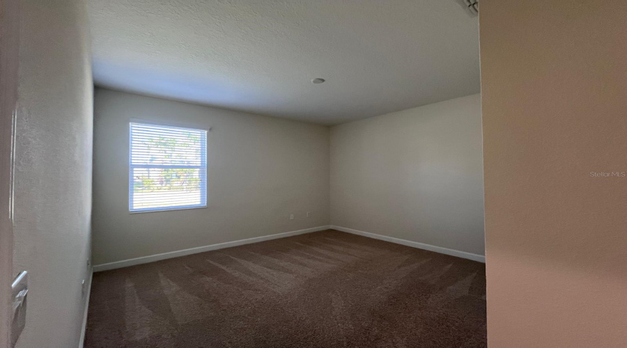 DAVENPORT, Florida 33896, 4 Bedrooms Bedrooms, ,3 BathroomsBathrooms,Residential,For Sale,CLUBMAN,0,MFRO6346607