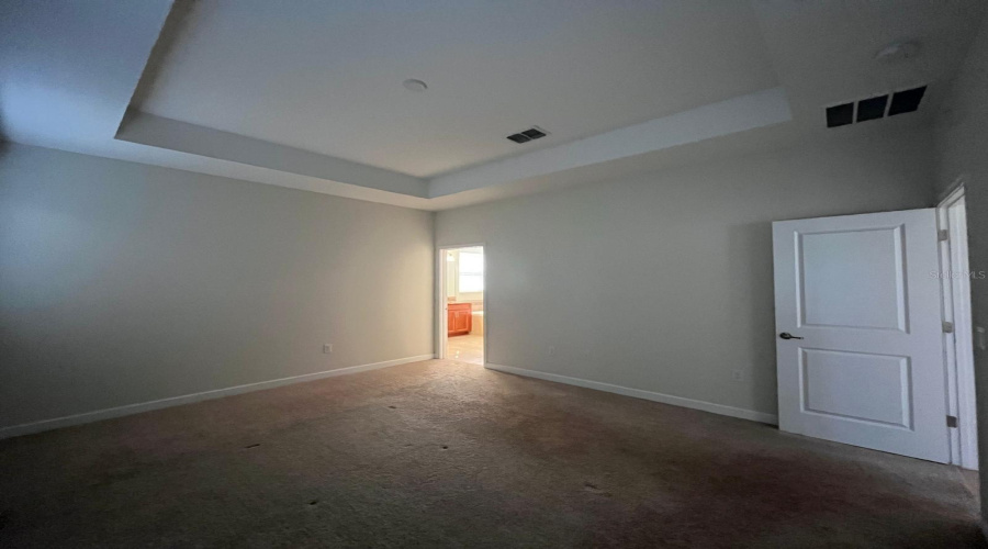 DAVENPORT, Florida 33896, 4 Bedrooms Bedrooms, ,3 BathroomsBathrooms,Residential,For Sale,CLUBMAN,0,MFRO6346607