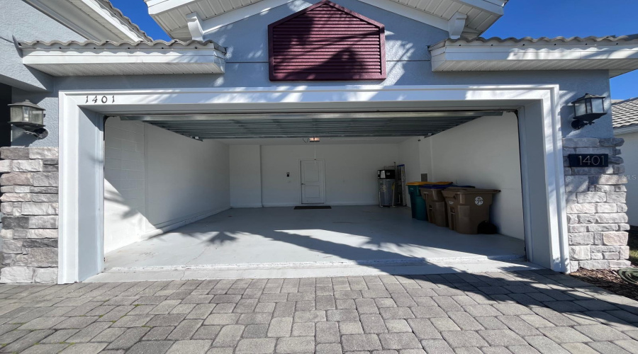 DAVENPORT, Florida 33896, 4 Bedrooms Bedrooms, ,3 BathroomsBathrooms,Residential,For Sale,CLUBMAN,0,MFRO6346607