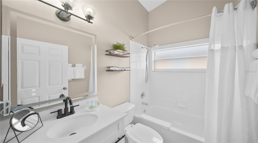 KISSIMMEE, Florida 34747, 3 Bedrooms Bedrooms, ,2 BathroomsBathrooms,Residential,For Sale,INDIAN CREEK,0,MFRO6345460
