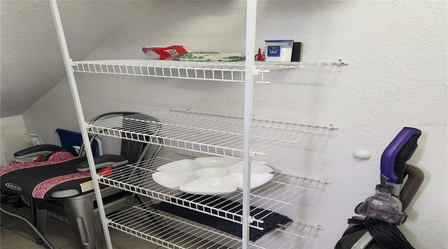 Kitchen pantry