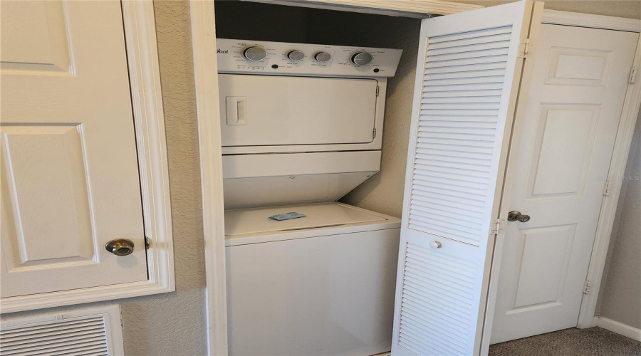 KISSIMMEE, Florida 34747, 3 Bedrooms Bedrooms, ,3 BathroomsBathrooms,Residential,For Sale,OTTERSPOOL,0,MFRO6346232