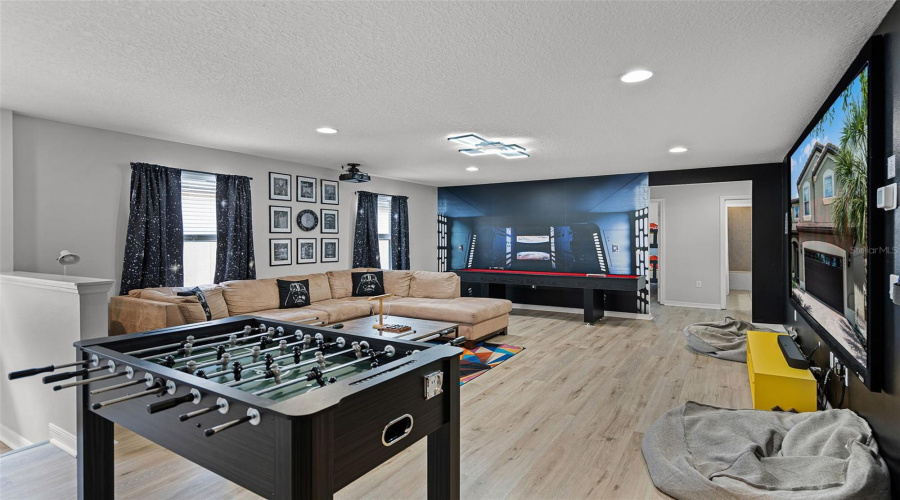 KISSIMMEE, Florida 34747, 6 Bedrooms Bedrooms, ,4 BathroomsBathrooms,Residential,For Sale,RHODES,0,MFRS5128935