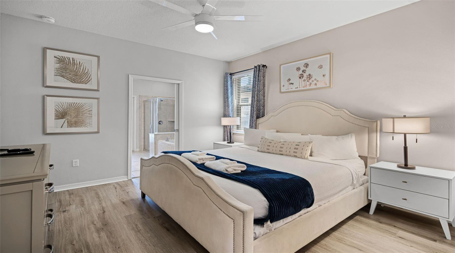KISSIMMEE, Florida 34747, 6 Bedrooms Bedrooms, ,4 BathroomsBathrooms,Residential,For Sale,RHODES,0,MFRS5128935