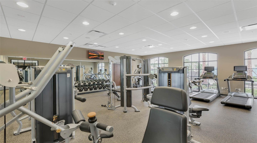 KISSIMMEE, Florida 34747, 6 Bedrooms Bedrooms, ,4 BathroomsBathrooms,Residential,For Sale,RHODES,0,MFRS5128935