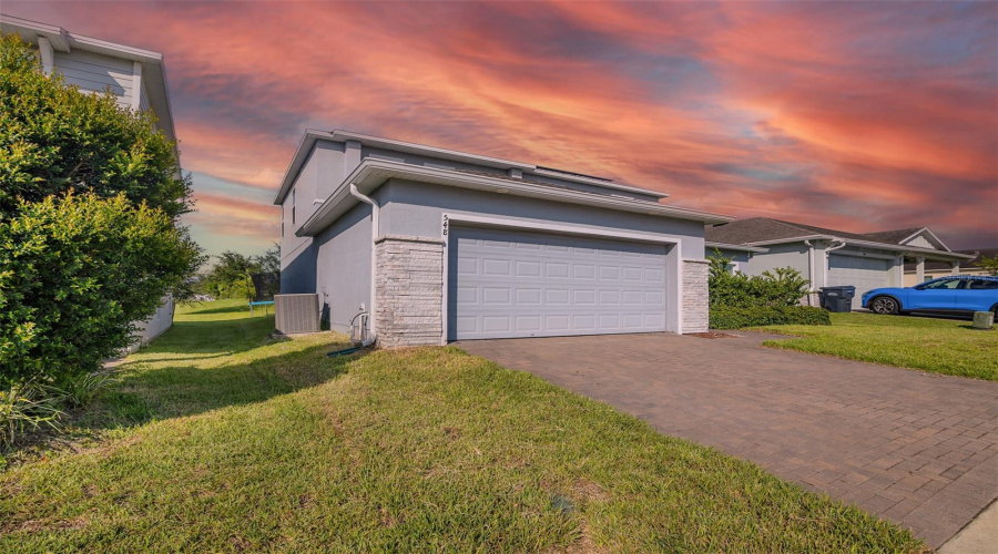 DAVENPORT, Florida 33897, 4 Bedrooms Bedrooms, ,3 BathroomsBathrooms,Residential,For Sale,OGELTHORPE,0,MFRS5134820