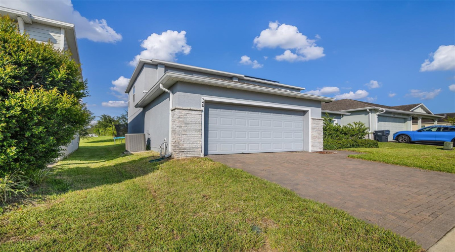 DAVENPORT, Florida 33897, 4 Bedrooms Bedrooms, ,3 BathroomsBathrooms,Residential,For Sale,OGELTHORPE,0,MFRS5134820