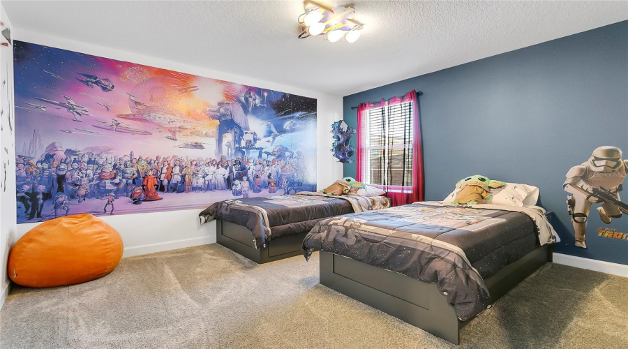 DAVENPORT, Florida 33896, 8 Bedrooms Bedrooms, ,5 BathroomsBathrooms,Residential,For Sale,DROP,0,MFRTB8430716