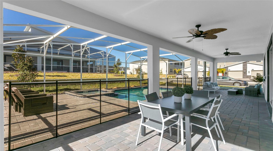 DAVENPORT, Florida 33896, 8 Bedrooms Bedrooms, ,5 BathroomsBathrooms,Residential,For Sale,DROP,0,MFRTB8430716