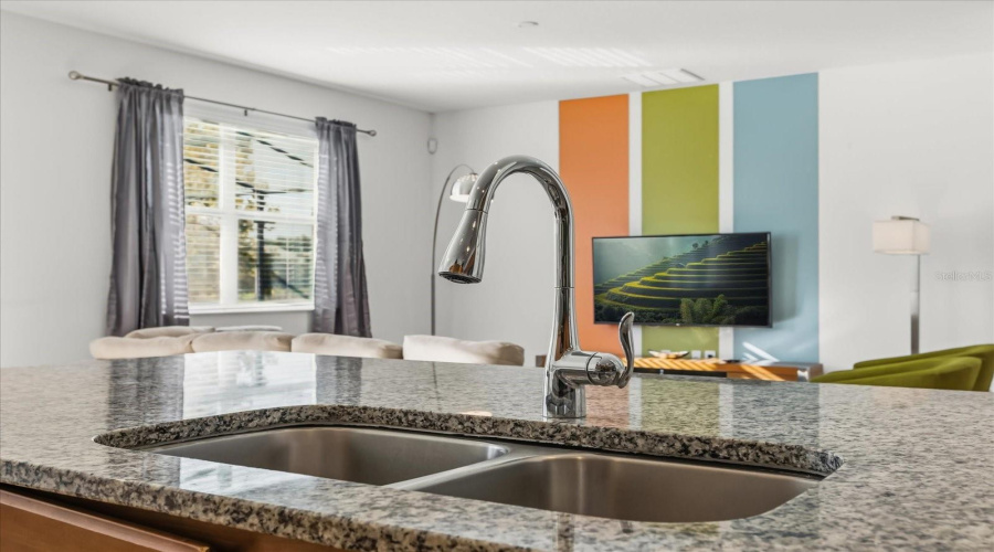 KISSIMMEE, Florida 34746, 6 Bedrooms Bedrooms, ,4 BathroomsBathrooms,Residential,For Sale,BALLO,0,MFRO6346506