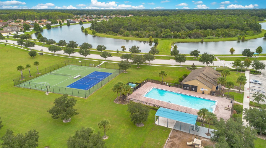 KISSIMMEE, Florida 34746, 4 Bedrooms Bedrooms, ,2 BathroomsBathrooms,Residential,For Sale,EAGLE CANYON,0,MFRO6345466