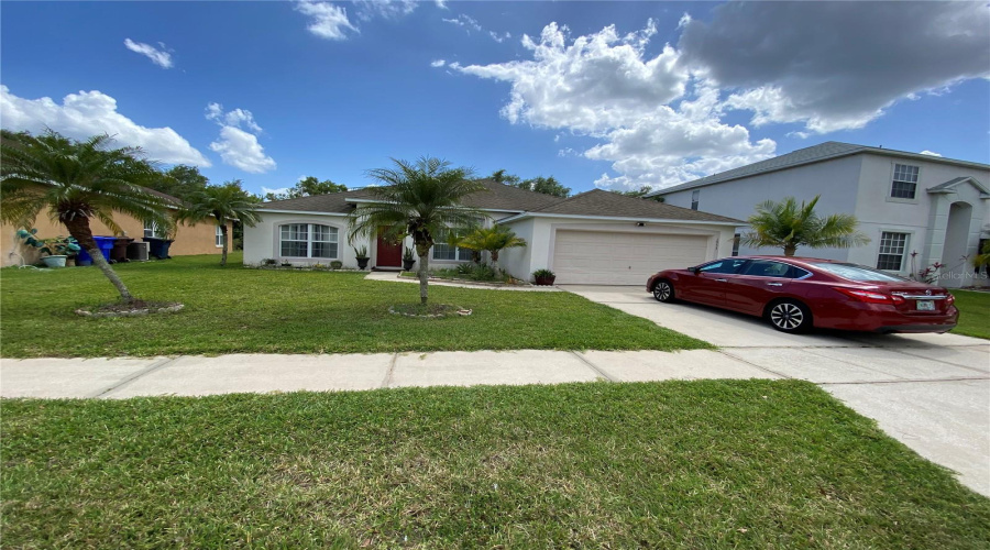 KISSIMMEE, Florida 34746, 4 Bedrooms Bedrooms, ,2 BathroomsBathrooms,Residential,For Sale,THE OAKS,0,MFRR4909469