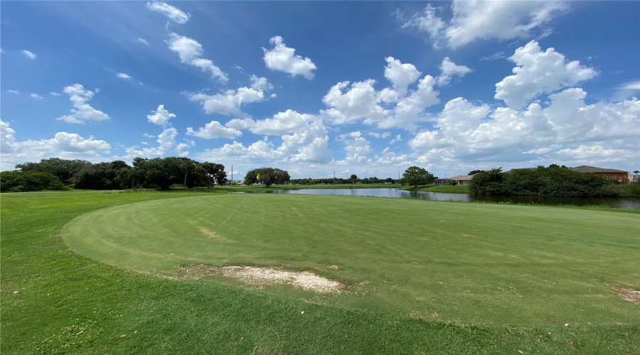 KISSIMMEE, Florida 34746, 4 Bedrooms Bedrooms, ,2 BathroomsBathrooms,Residential,For Sale,THE OAKS,0,MFRR4909469