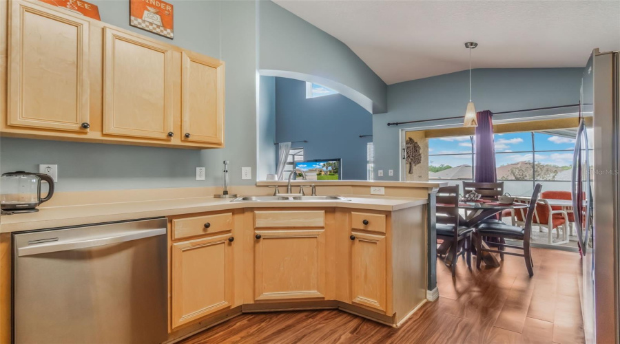 KISSIMMEE, Florida 34747, 5 Bedrooms Bedrooms, ,4 BathroomsBathrooms,Residential,For Sale,FIESTA KEY,0,MFRS5134844