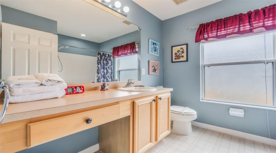 KISSIMMEE, Florida 34747, 5 Bedrooms Bedrooms, ,4 BathroomsBathrooms,Residential,For Sale,FIESTA KEY,0,MFRS5134844