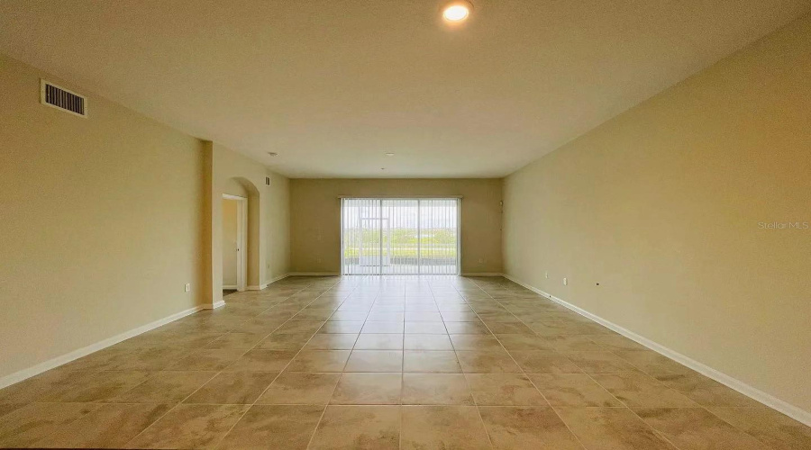 DAVENPORT, Florida 33896, 3 Bedrooms Bedrooms, ,2 BathroomsBathrooms,Residential,For Sale,DROP,0,MFRO6345315