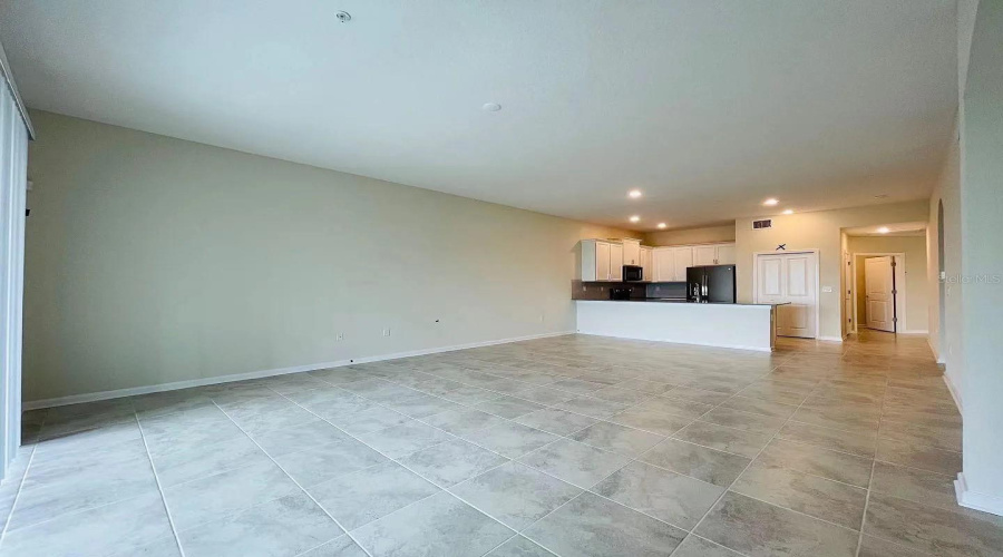 DAVENPORT, Florida 33896, 3 Bedrooms Bedrooms, ,2 BathroomsBathrooms,Residential,For Sale,DROP,0,MFRO6345315