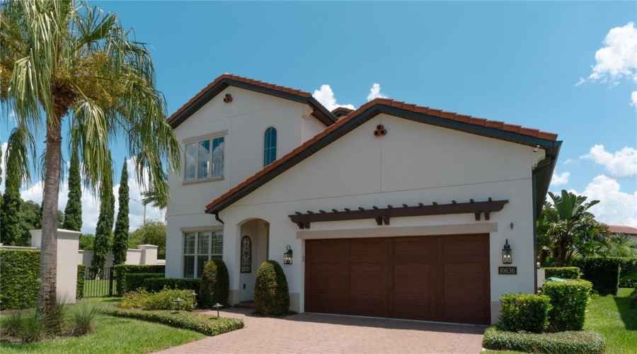 ORLANDO, Florida 32836, 4 Bedrooms Bedrooms, ,3 BathroomsBathrooms,Residential,For Sale,ROYAL CYPRESS,0,MFRS5128082