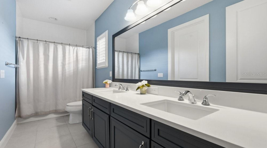 ORLANDO, Florida 32836, 4 Bedrooms Bedrooms, ,3 BathroomsBathrooms,Residential,For Sale,ROYAL CYPRESS,0,MFRS5128082