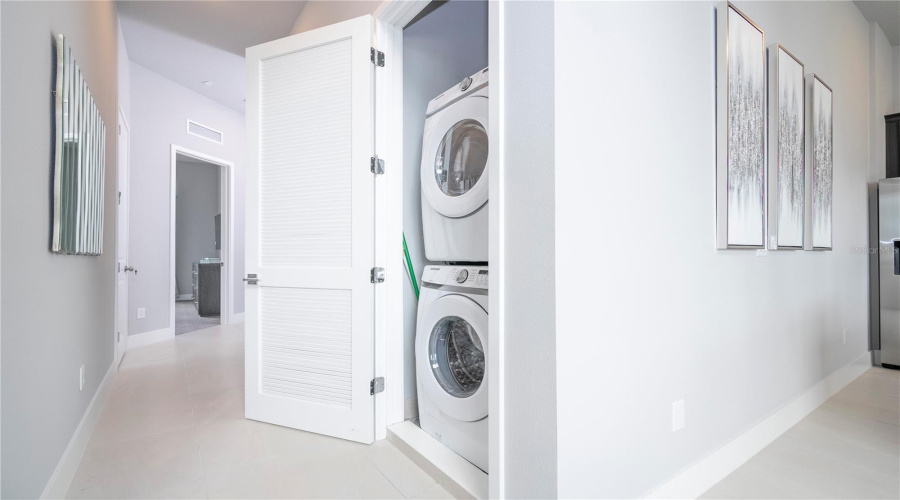 REUNION, Florida 34747, 5 Bedrooms Bedrooms, ,3 BathroomsBathrooms,Residential,For Sale,SANDY RIDGE,0,MFRO6253569