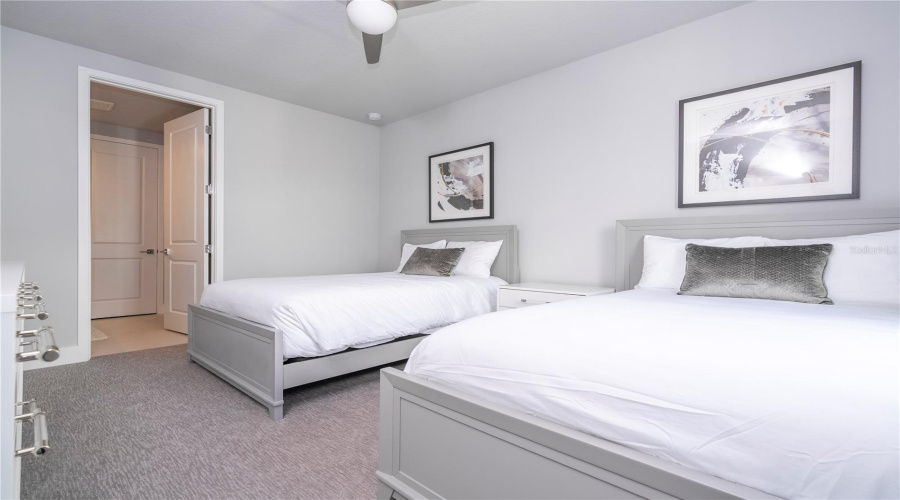 REUNION, Florida 34747, 5 Bedrooms Bedrooms, ,3 BathroomsBathrooms,Residential,For Sale,SANDY RIDGE,0,MFRO6253569