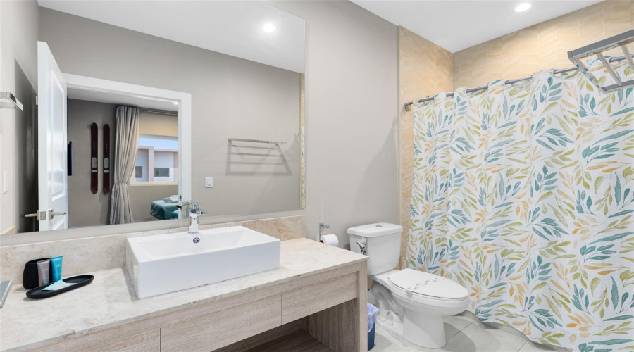 KISSIMMEE, Florida 34747, 3 Bedrooms Bedrooms, ,3 BathroomsBathrooms,Residential,For Sale,ROCKEFELLER,0,MFRO6346926