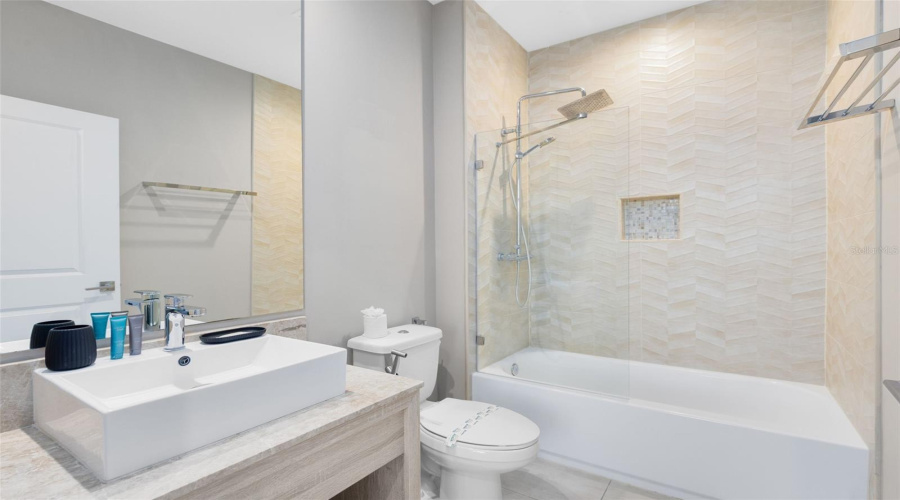 KISSIMMEE, Florida 34747, 3 Bedrooms Bedrooms, ,3 BathroomsBathrooms,Residential,For Sale,ROCKEFELLER,0,MFRO6346926