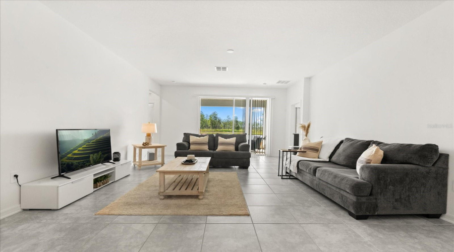 KISSIMMEE, Florida 34746, 3 Bedrooms Bedrooms, ,2 BathroomsBathrooms,Residential,For Sale,MERRYBELLS DR,0,MFRS5135364