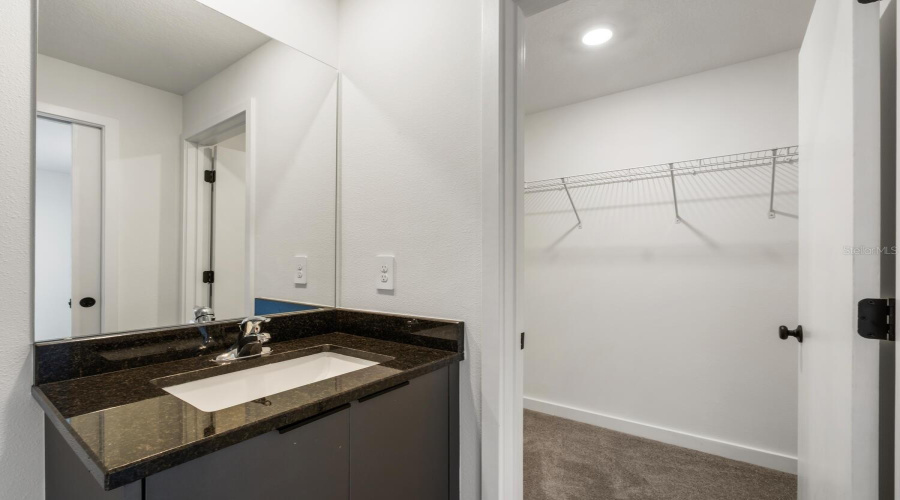 KISSIMMEE, Florida 34747, 3 Bedrooms Bedrooms, ,3 BathroomsBathrooms,Residential,For Sale,ENERGY,0,MFRO6347109