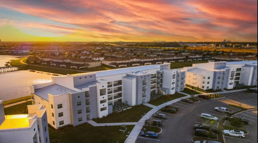 KISSIMMEE, Florida 34746, 3 Bedrooms Bedrooms, ,2 BathroomsBathrooms,Residential,For Sale,PARADOX,0,MFRO6249704