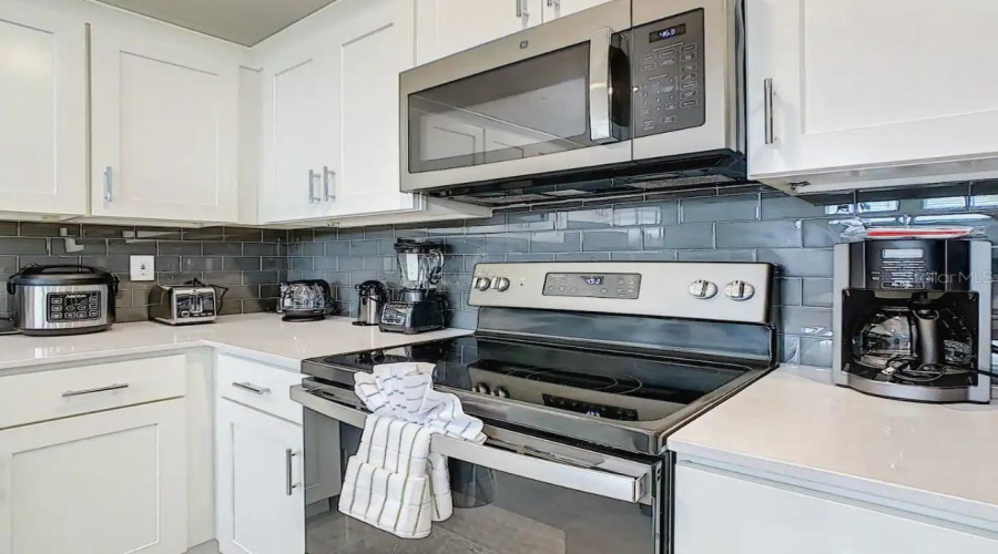 KISSIMMEE, Florida 34746, 3 Bedrooms Bedrooms, ,2 BathroomsBathrooms,Residential,For Sale,PARADOX,0,MFRO6249704