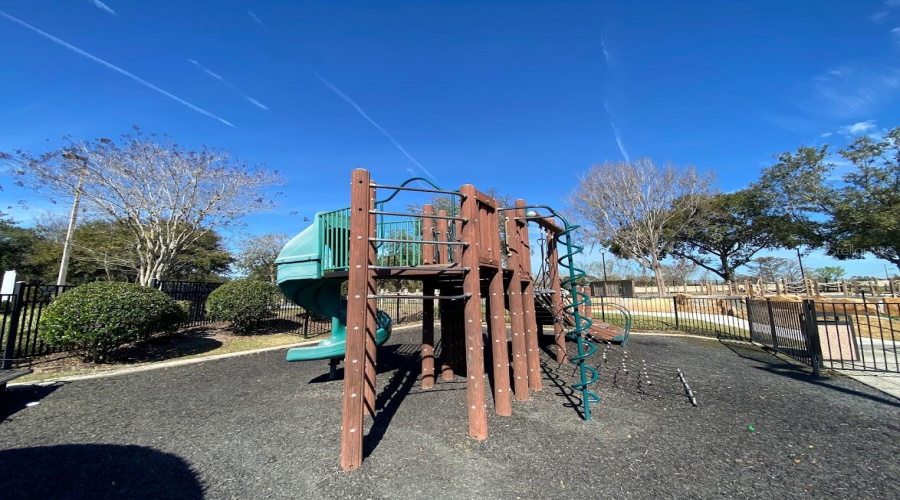 KISSIMMEE, Florida 34747, 3 Bedrooms Bedrooms, ,2 BathroomsBathrooms,Residential,For Sale,MOURNING DOVE,0,MFRO6347127