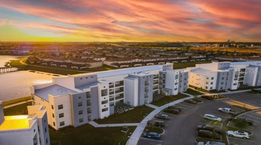 KISSIMMEE, Florida 34746, 3 Bedrooms Bedrooms, ,2 BathroomsBathrooms,Residential,For Sale,CLOCK TOWER,0,MFRO6347188