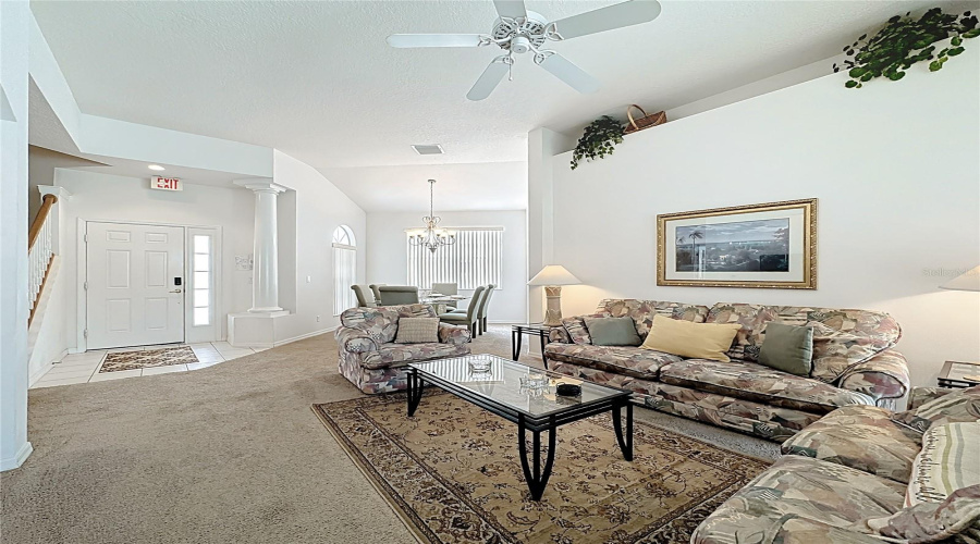 DAVENPORT, Florida 33897, 5 Bedrooms Bedrooms, ,5 BathroomsBathrooms,Residential,For Sale,TUPELO,0,MFRG5102480