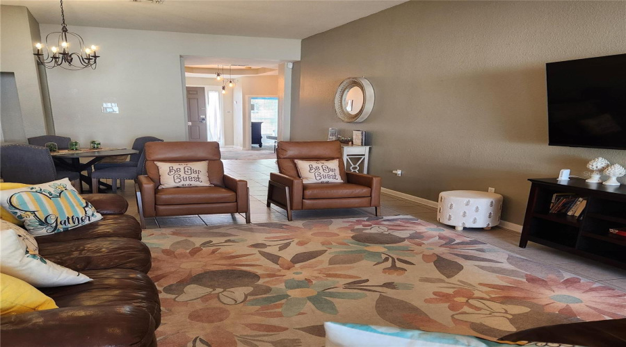 KISSIMMEE, Florida 34747, 4 Bedrooms Bedrooms, ,4 BathroomsBathrooms,Residential,For Sale,MANESTY,0,MFRO6346838