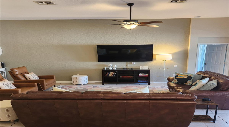 KISSIMMEE, Florida 34747, 4 Bedrooms Bedrooms, ,4 BathroomsBathrooms,Residential,For Sale,MANESTY,0,MFRO6346838