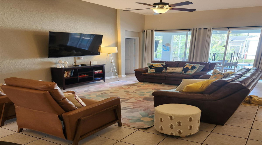 KISSIMMEE, Florida 34747, 4 Bedrooms Bedrooms, ,4 BathroomsBathrooms,Residential,For Sale,MANESTY,0,MFRO6346838