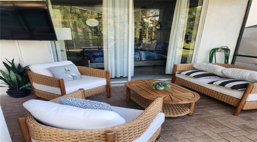 First of several Lanai sitting areas