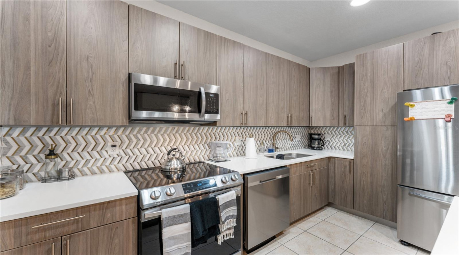 KISSIMMEE, Florida 34746, 4 Bedrooms Bedrooms, ,3 BathroomsBathrooms,Residential,For Sale,CARAVELLE,0,MFRO6347251