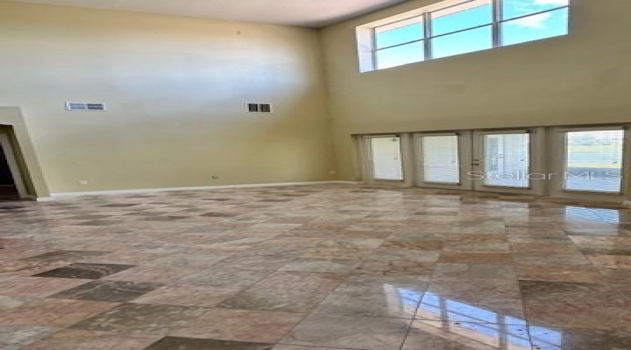 KISSIMMEE, Florida 34746, 4 Bedrooms Bedrooms, ,3 BathroomsBathrooms,Residential,For Sale,VALLEYVIEW,0,MFRO6347111