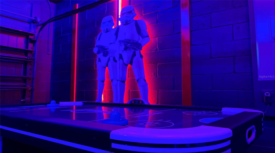 DAVENPORT, Florida 33897, 10 Bedrooms Bedrooms, ,8 BathroomsBathrooms,Residential,For Sale,LILY,0,MFRO6346929