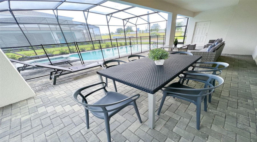 DAVENPORT, Florida 33897, 10 Bedrooms Bedrooms, ,8 BathroomsBathrooms,Residential,For Sale,LILY,0,MFRO6346929