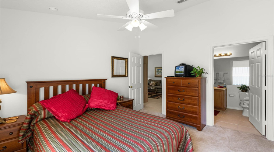 DAVENPORT, Florida 33897, 4 Bedrooms Bedrooms, ,3 BathroomsBathrooms,Residential,For Sale,SARAGOSSA,0,MFRS5121531