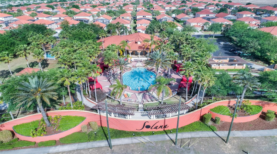 DAVENPORT, Florida 33897, 4 Bedrooms Bedrooms, ,3 BathroomsBathrooms,Residential,For Sale,SARAGOSSA,0,MFRS5121531