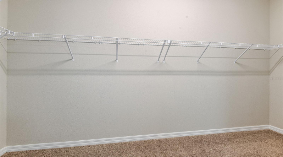 DAVENPORT, Florida 33837, 3 Bedrooms Bedrooms, ,2 BathroomsBathrooms,Residential,For Sale,ROLLING LAKE,0,MFRTB8431542