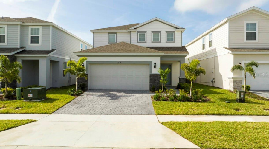 DAVENPORT, Florida 33897, 5 Bedrooms Bedrooms, ,5 BathroomsBathrooms,Residential,For Sale,LILAC,0,MFRO6288239