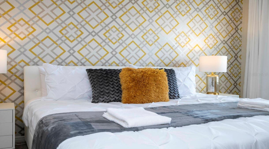 DAVENPORT, Florida 33897, 5 Bedrooms Bedrooms, ,5 BathroomsBathrooms,Residential,For Sale,LILAC,0,MFRO6288239