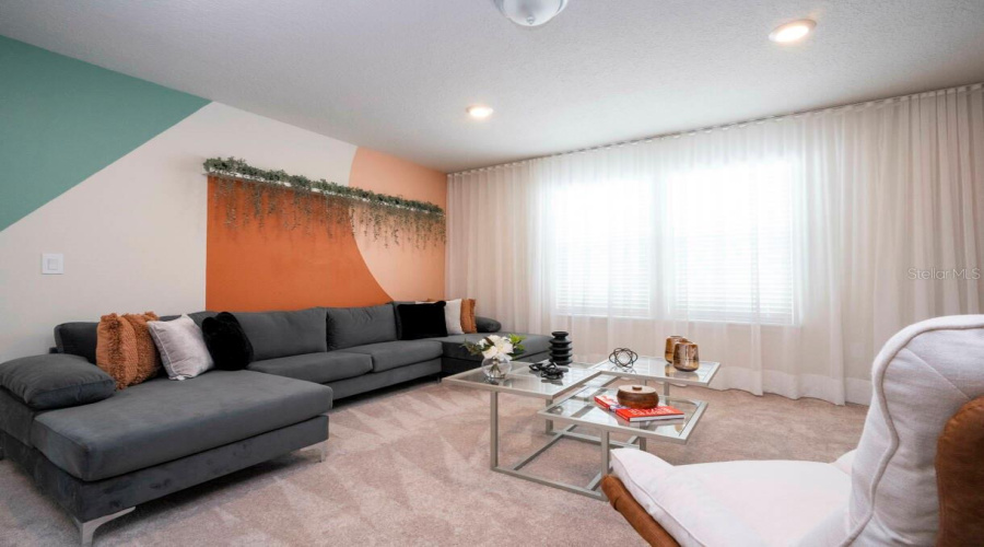 DAVENPORT, Florida 33897, 5 Bedrooms Bedrooms, ,5 BathroomsBathrooms,Residential,For Sale,LILAC,0,MFRO6288239