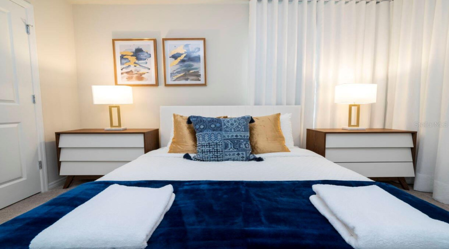 DAVENPORT, Florida 33897, 5 Bedrooms Bedrooms, ,5 BathroomsBathrooms,Residential,For Sale,LILAC,0,MFRO6288239