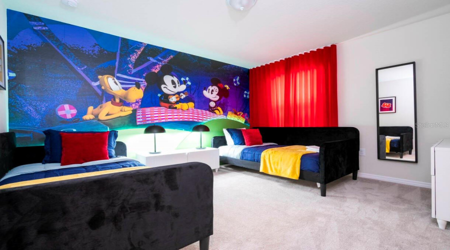 DAVENPORT, Florida 33897, 5 Bedrooms Bedrooms, ,5 BathroomsBathrooms,Residential,For Sale,LILAC,0,MFRO6288239